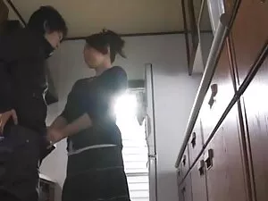 Dua titik cinta Mala ...