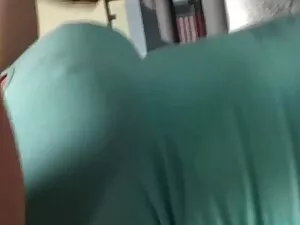 Rachel, membuat mata ...