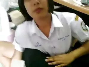 Berdasarkan bokep te ...